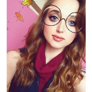 Meet your Posher, Anna-kay